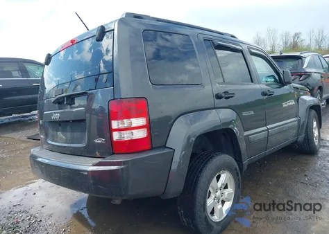 2011 Jeep Liberty Sport z USA, uszkodzony, nr VIN 1J4PN2GK9BW585951